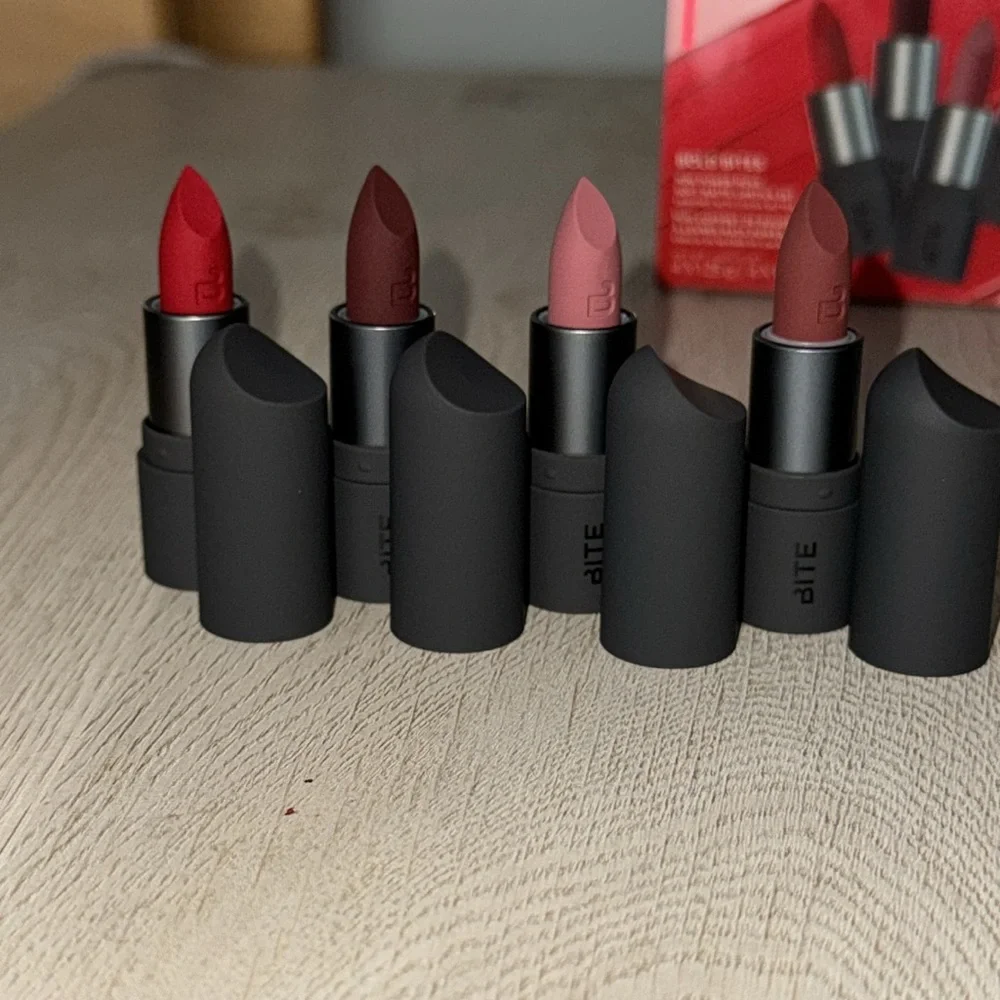 New Bite Beauty Bold Bites Mini Power Move Soft Matte Lipstick Set in Tin